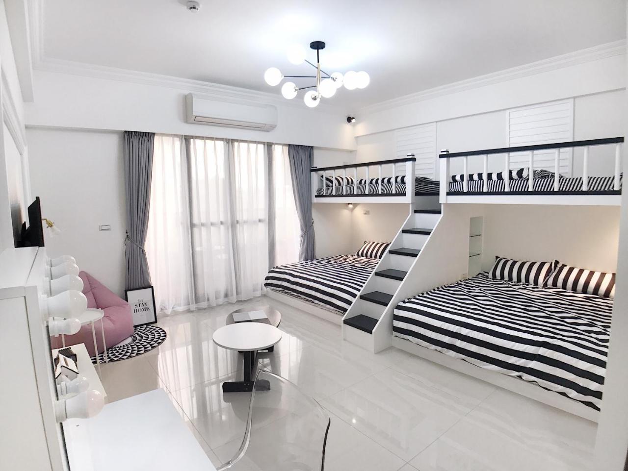 Lovi Time B&B Donggang Exterior photo